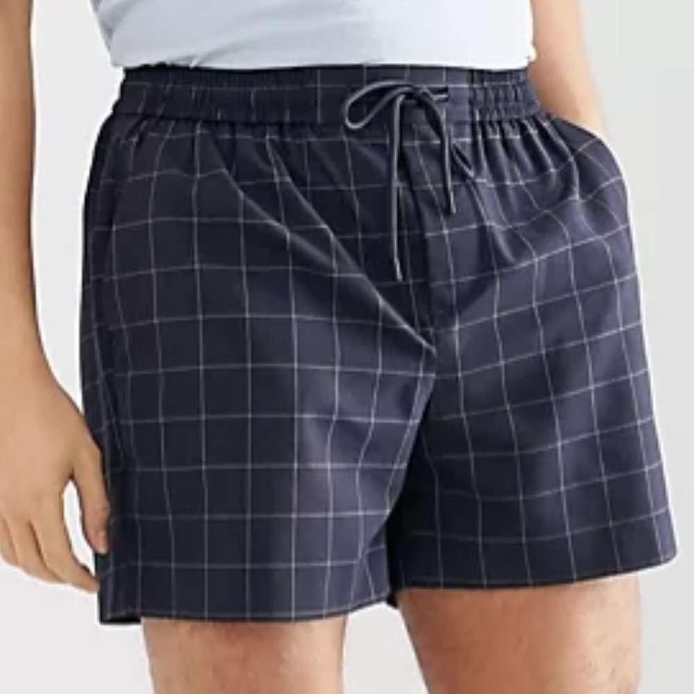 New Look Shorts in Navy Windowpane Check